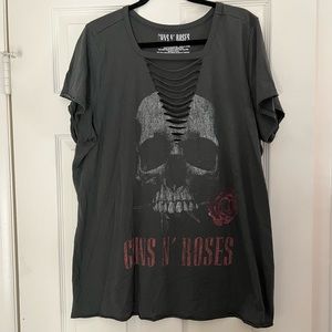 Torrid 3X Guns N’ Roses v neck